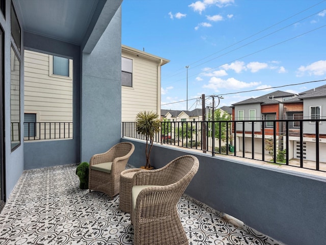 5240 Cornish Unit B, Houston, TX 77007 - balcony featuring a residential view