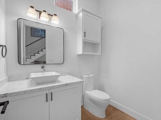 5240 Cornish Unit B, Houston, TX 77007 - bathroom with wood finished floors and vanity