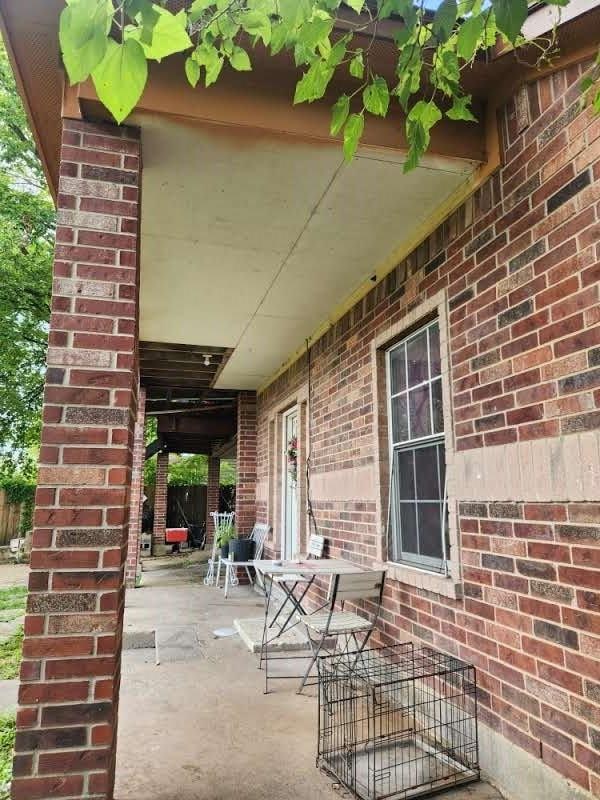 1902 July St, Houston, TX 77093 - view of porch