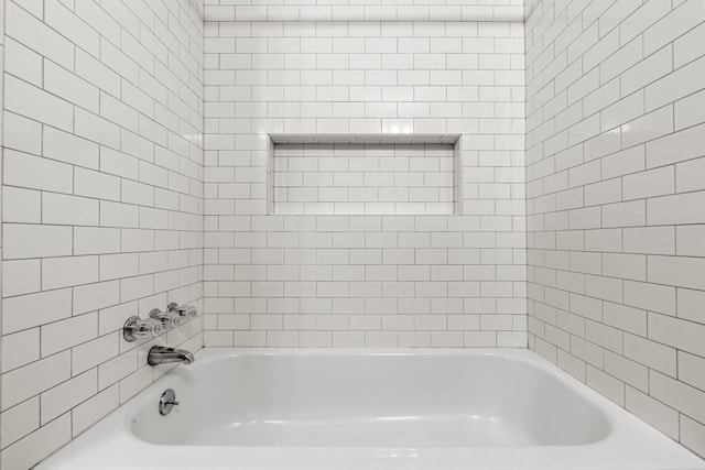 5110 Verdome Ln, Houston, TX 77092 - full bathroom with shower / bathtub combination
