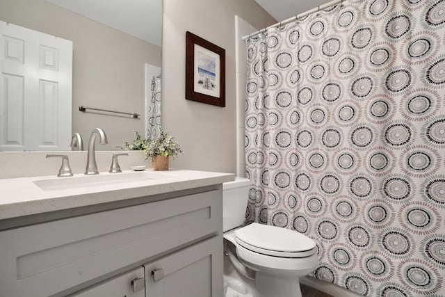 4502 Buffalo Lake Ct, Richmond, TX 77406 - full bathroom featuring vanity and curtained shower