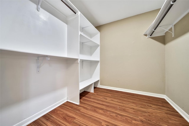 6401 Deihl Rd Unit 901, Houston, TX 77092 - spacious closet featuring wood finished floors