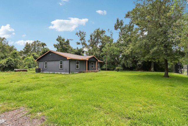 16820 Laurelwood Dr, Channelview, TX 77530 - view of grassy yard