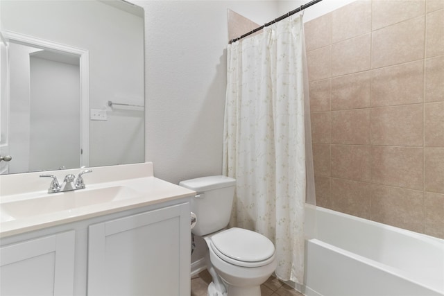 214 Water Grass Trl, Clute, TX 77531 - bathroom with vanity and shower / bath combo