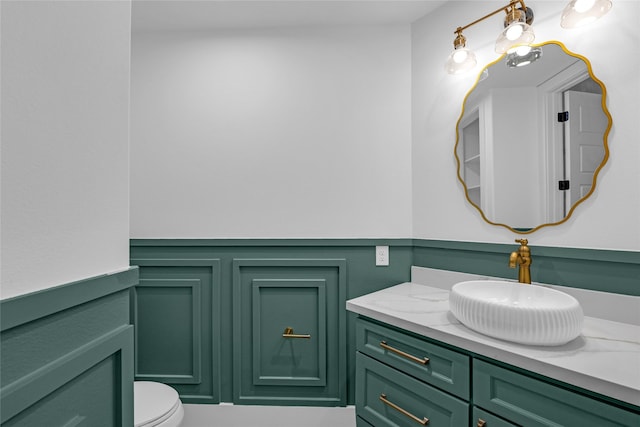 2031 Peppermill Rd, Houston, TX 77080 - bathroom with toilet and vanity
