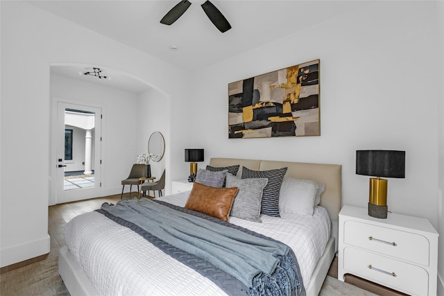 2031 Peppermill Rd, Houston, TX 77080 - bedroom featuring ceiling fan and arched walkways