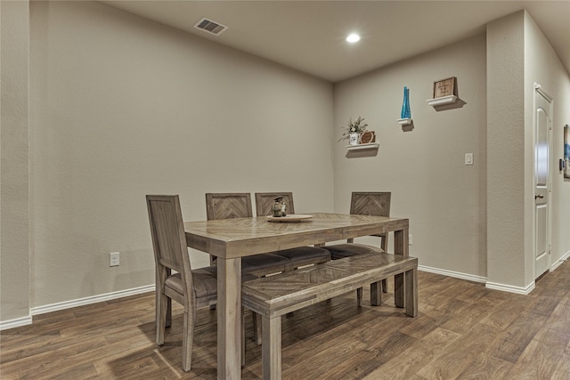 11503 Parrot Fish Ct, Conroe, TX 77304 - dining room with wood finished floors and recessed lighting