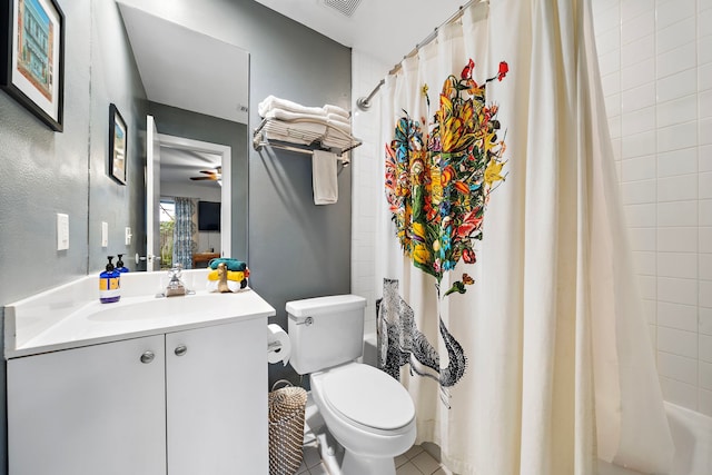 1821 Tuam St, Houston, TX 77004 - full bathroom with vanity, shower / bath combo with shower curtain, and ceiling fan