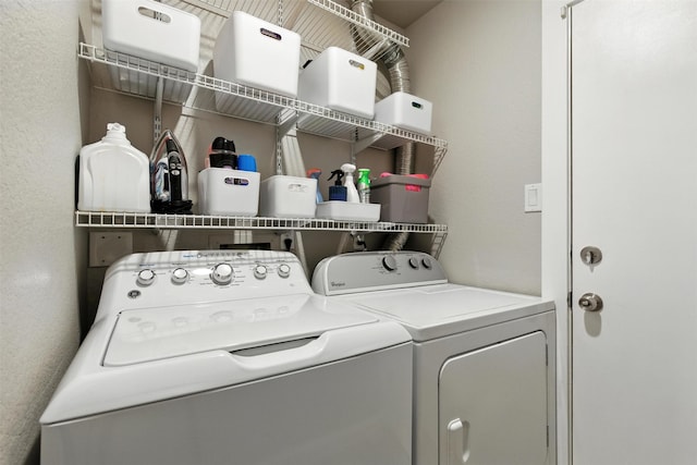 79 Fallshire Dr, The Woodlands, TX 77381 - laundry area with independent washer and dryer