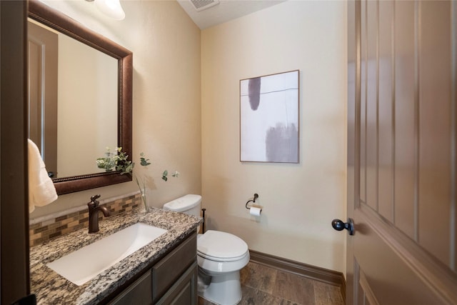 11399 Fm-3126, Livingston, TX 77351 - bathroom with baseboards and vanity