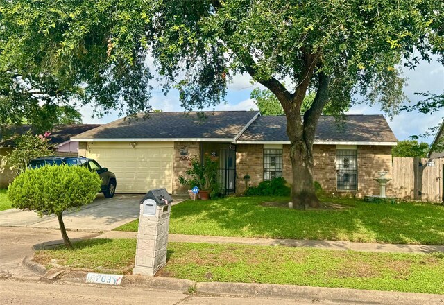 16203 Rapidcreek Dr, Houston, TX 77053 - photo 1