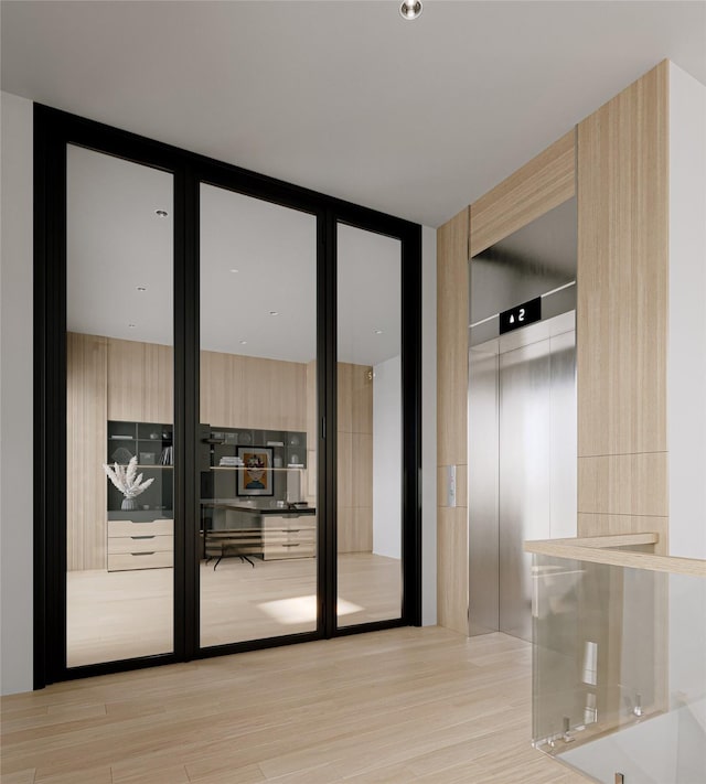 5006 Heatherglen Dr, Houston, TX 77096 - closet featuring elevator