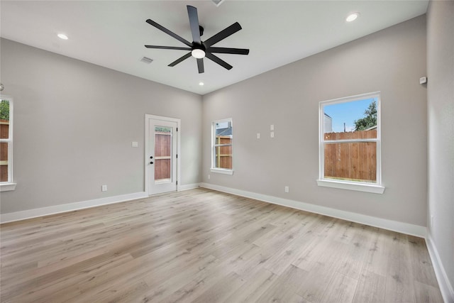 217 Pheasant St, Houston, TX 77018 - spare room featuring ceiling fan, light wood-style floors, plenty of natural light, and recessed lighting