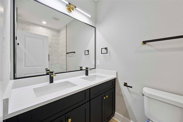 217 Pheasant St, Houston, TX 77018 - bathroom with double vanity and toilet