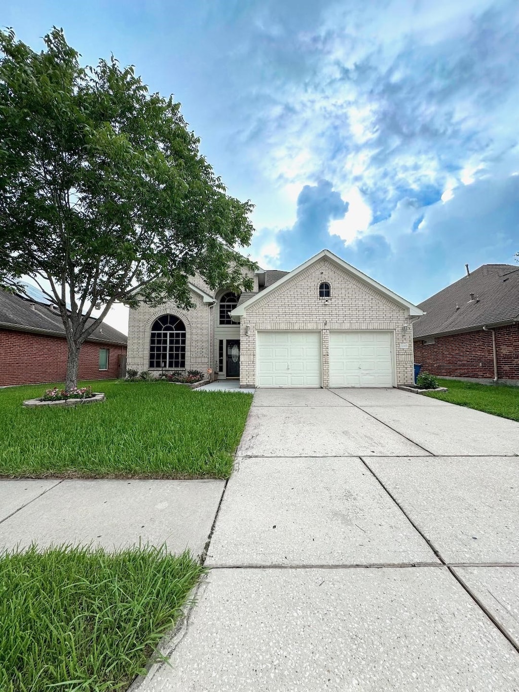 16007 Makayla Dr, Houston, TX 77049 - photo 1