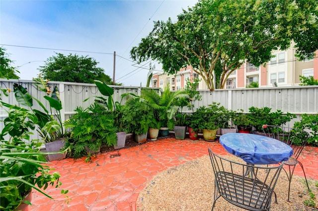 2902 Commerce St, Houston, TX 77003 - view of patio / terrace with outdoor dining area