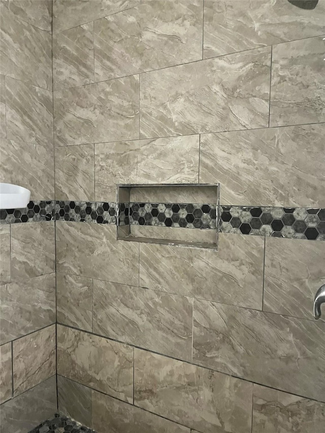12332 Kayla Ln, Houston, TX 77015 - bathroom view of tiled shower