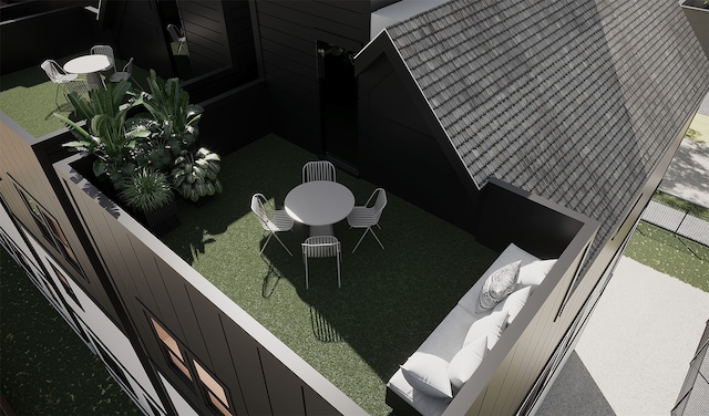 2428 Ella Blvd, Houston, TX 77008 - view of balcony