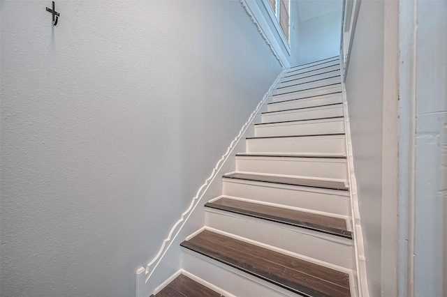 206 S Idaho St, La Porte, TX 77571 - stairway featuring baseboards
