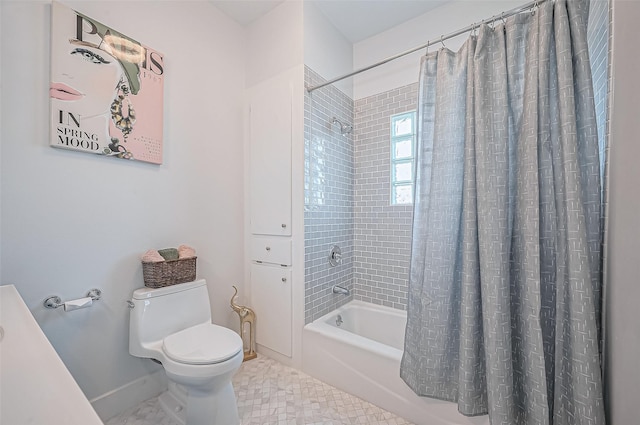 206 S Idaho St, La Porte, TX 77571 - bathroom with shower / bath combination with curtain and tile patterned flooring