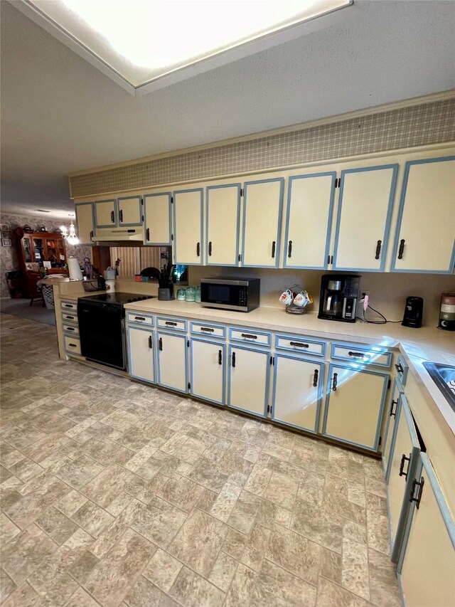 409 Elm Dr, Ganado, TX 77962