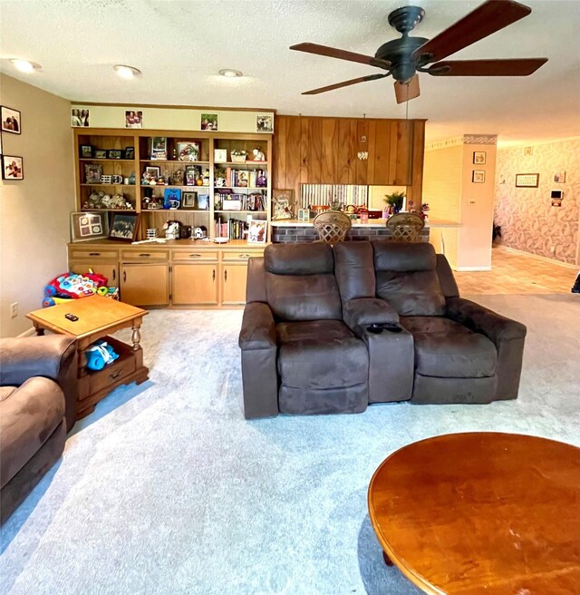 409 Elm Dr, Ganado, TX 77962