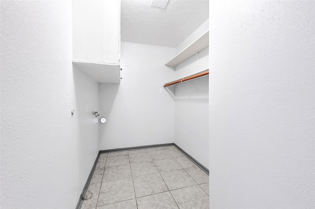 619 Rocky Mountain Dr, Houston, TX 77037 - view of spacious closet