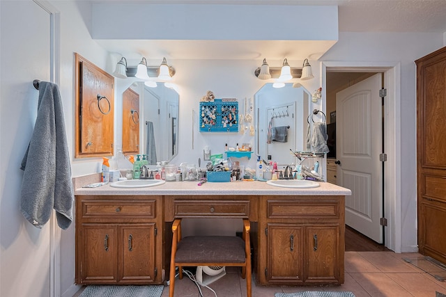 16318 Spinnaker Dr, Crosby, TX 77532 - full bath with double vanity and tile patterned floors