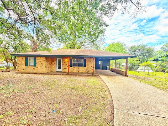 109 Amanda Ave, Crockett, TX 75835 - photo 1
