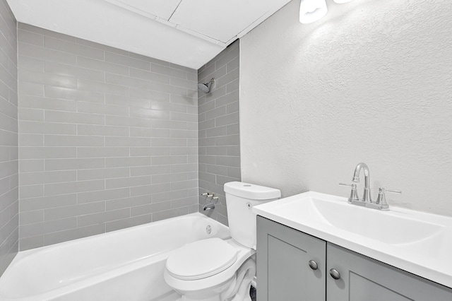 6410 Del Monte Dr Unit 93, Houston, TX 77057 - full bath featuring a textured wall, shower / bathtub combination, and vanity
