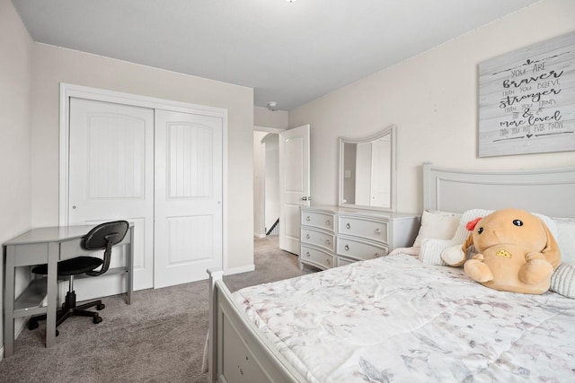 4738 Alluvial Cir, Alvin, TX 77511 - carpeted bedroom with a closet and an office area