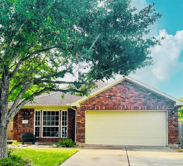 4602 Pompton Ct, Pearland, TX 77584 - photo 1