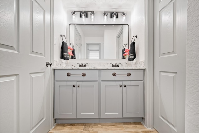 10011 Cliffwood Dr, Houston, TX 77035 - bathroom with double vanity