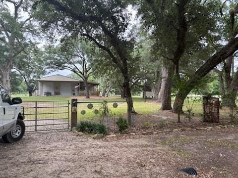 102 Bryan St, Boling, TX 77420 - photo 32