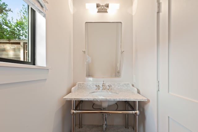 7202 Hartland Ave, Houston, TX 77055 - bathroom featuring a sink