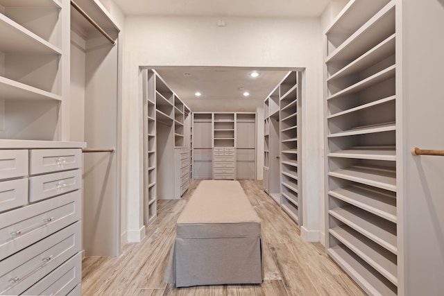 7202 Hartland Ave, Houston, TX 77055 - spacious closet with light wood-style floors