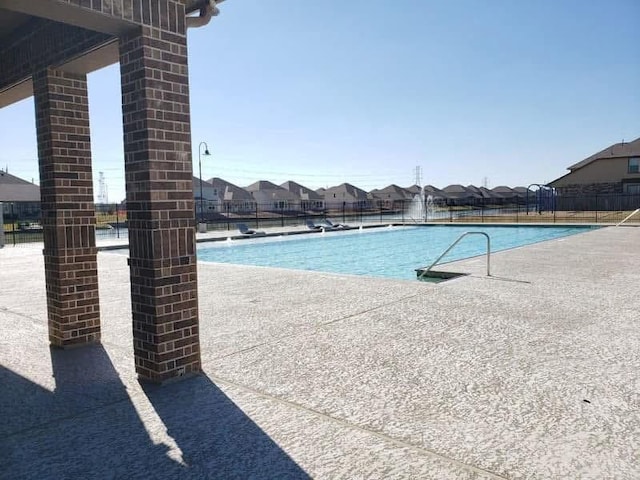 3543 Paganini Pl, Katy, TX 77493 - community pool with a patio