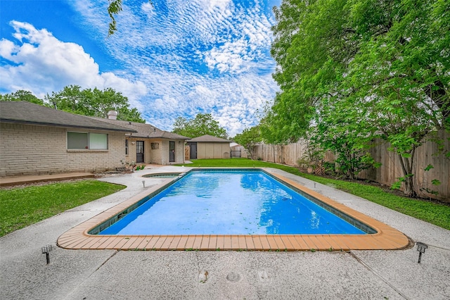 13506 Sherwood St, Sugar Land, TX 77498 - view of pool featuring a fenced backyard, a patio area, and a pool with connected hot tub