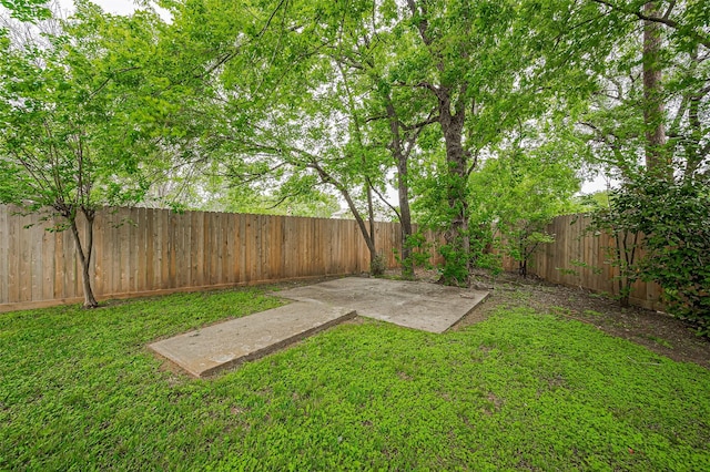 13506 Sherwood St, Sugar Land, TX 77498 - fenced backyard featuring a patio area