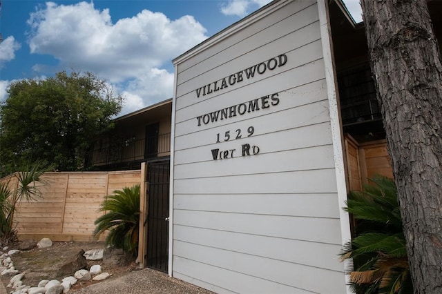 1529 Wirt Rd Unit 6, Houston, TX 77055 - exterior view