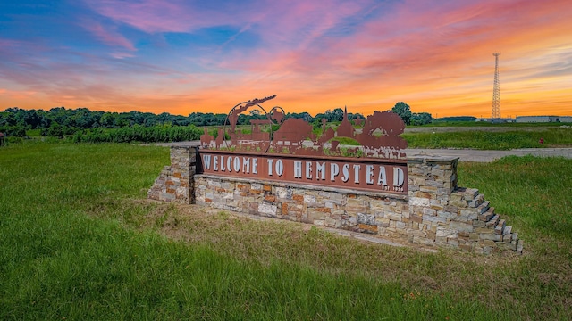 619 10th St, Hempstead, TX 77445 - view of community sign