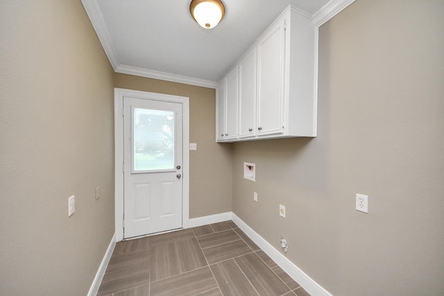 606 Montclair Blvd, Sugar Land, TX 77478 - washroom with cabinet space, hookup for a washing machine, and crown molding