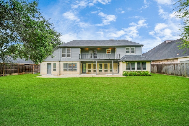606 Montclair Blvd, Sugar Land, TX 77478 - rear view of property featuring a patio area, a fenced backyard, a balcony, and brick siding