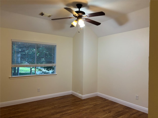 17427 Marigold Dr, Sugar Land, TX 77479 - unfurnished room featuring ceiling fan, dark wood-style floors, and vaulted ceiling