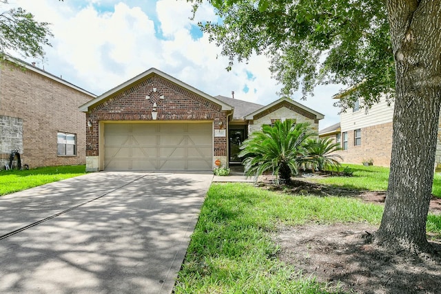 13111 Trail Manor Dr, Pearland, TX 77584 - photo 3