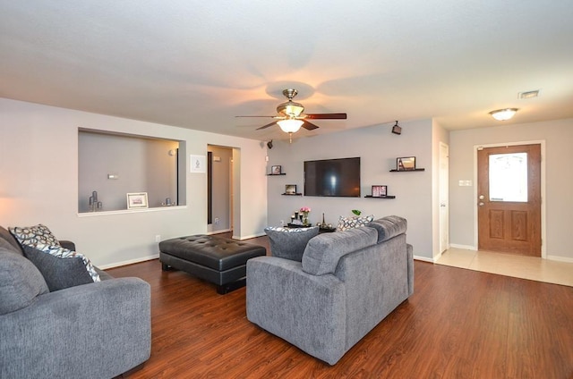 1403 Divin Dr, Rosenberg, TX 77471 - photo 4