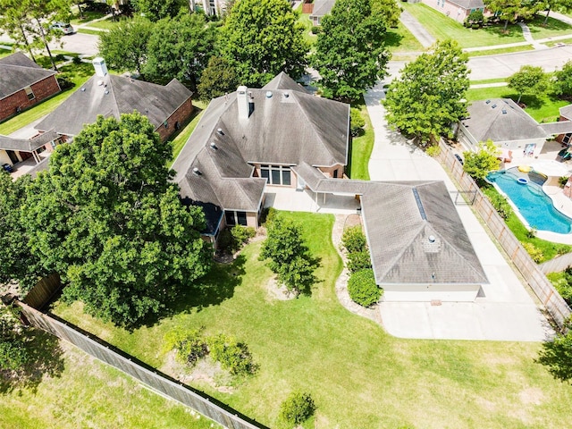 109 Smokey Lake Ln, Dickinson, TX 77539 - aerial view of property and surrounding area featuring a pool area
