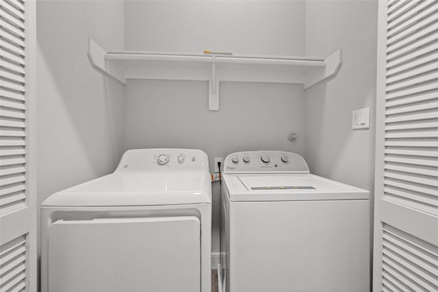 2338 Bastrop St, Houston, TX 77004 - washroom featuring separate washer and dryer