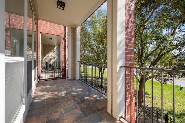 2338 Bastrop St, Houston, TX 77004 - view of balcony