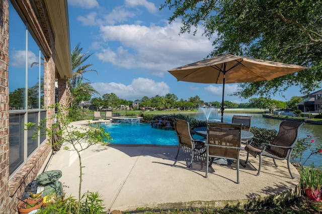 8411 Middle Canyon Rd, Katy, TX 77494 - view of pool with a patio area, a pool with connected hot tub, and a water view